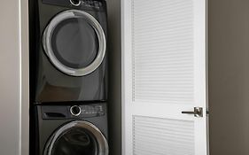 Sonder By Marriott Bonvoy Artesa Apartments West Queen West